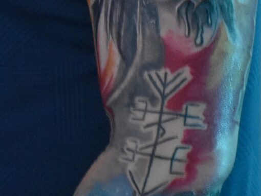 Full sleeve
